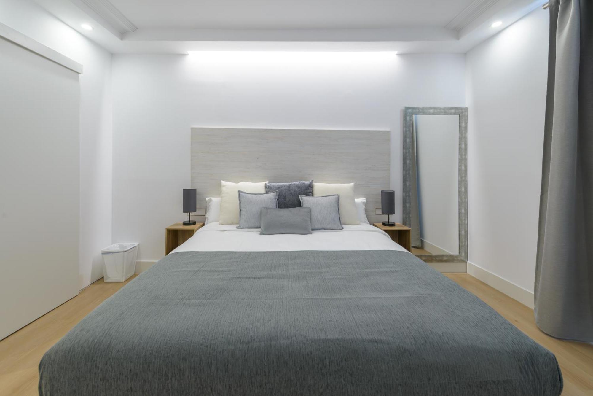 Gran Via New 2Br 1Bth Elevator Daire Madrid Dış mekan fotoğraf